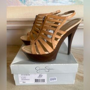 Jessica Simpson “Gobow” Platform Tan Cage Zipper Heels (size 8)